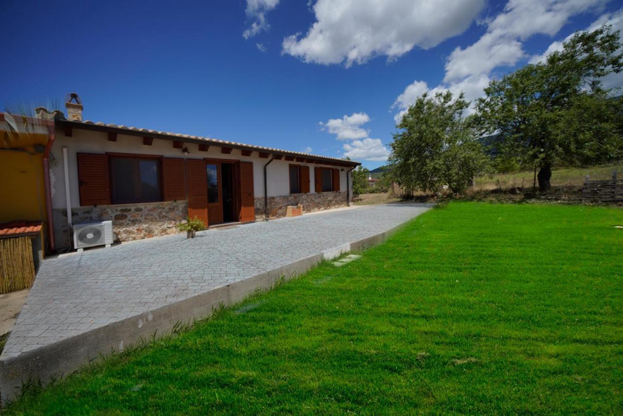 L'Oliveto Διαμέρισμα Nuxis Εξωτερικό φωτογραφία